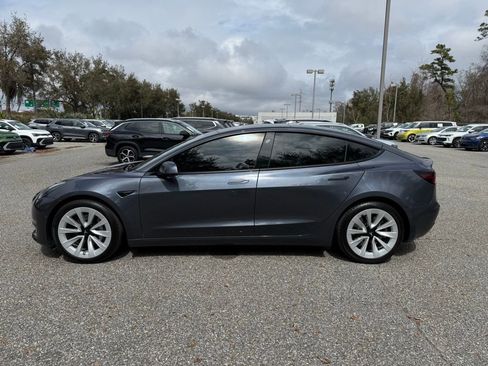 Used 2022 Tesla Model 3 Standard Range image 15