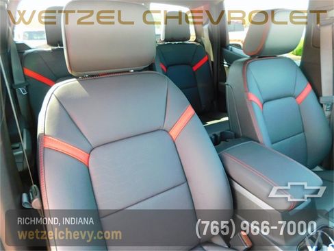 New 2025 Chevrolet Colorado Z71 w/ Midnight Edition image 24