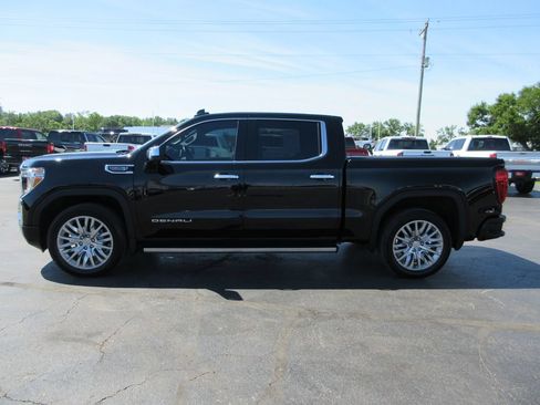 Used 2019 GMC Sierra 1500 Denali w/ Denali Ultimate Package AWD/4WD image 11