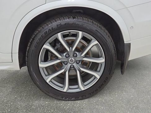 Used 2019 Volvo XC90 T6 Momentum w/ Advanced Package AWD/4WD image 33