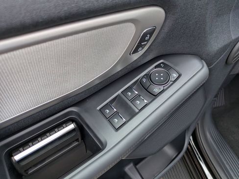 New 2026 Ford Expedition Active RWD image 9