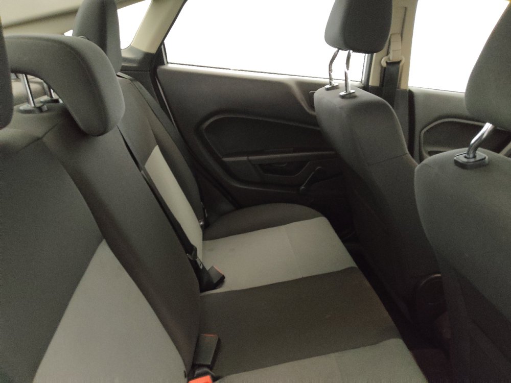 Used 2016 Ford Fiesta S FWD image 19