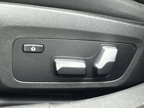 Used 2020 BMW 330i xDrive Sedan w/ Driving Assistance Package AWD/4WD image 33