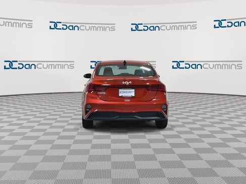 Used 2022 Kia Forte LXS image 7