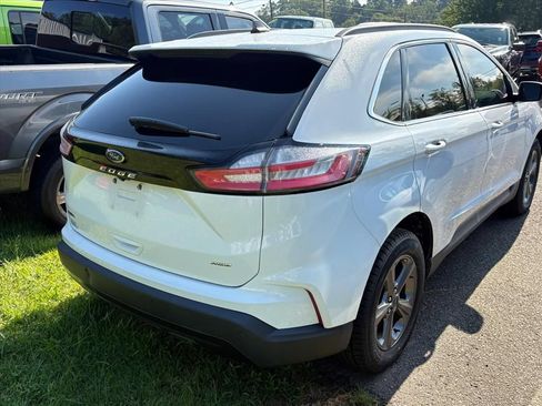Used 2022 Ford Edge SEL w/ Sport Appearance Package AWD/4WD image 6