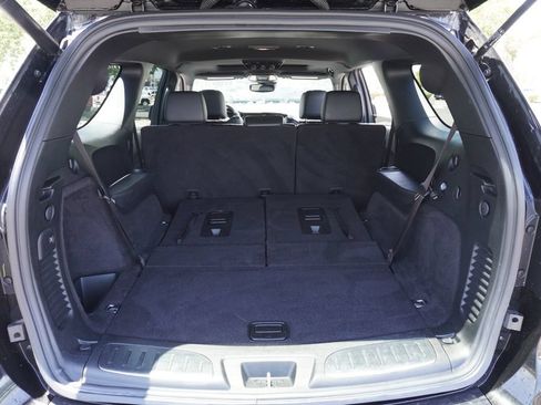 Used 2025 Dodge Durango GT AWD/4WD image 9