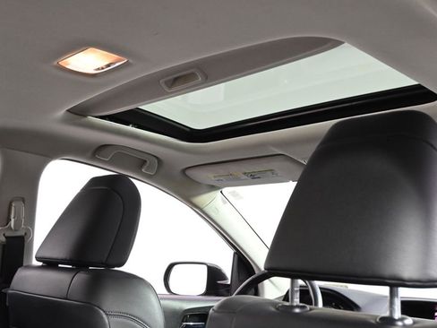 Used 2015 Honda CR-V EX-L image 17