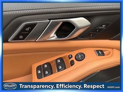 Used 2023 BMW X5 xDrive40i w/ Premium Package image 14