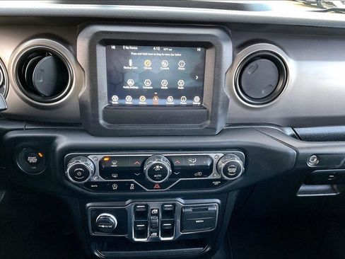 Used 2021 Jeep Wrangler Unlimited Sport w/ Technology Group image 14