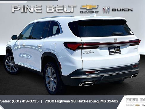 New 2026 Buick Enclave Preferred FWD image 2