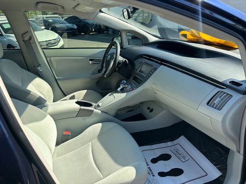 Used 2015 Toyota Prius Three image 15