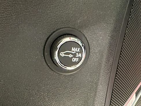 Certified 2022 Buick Envision Essence w/ Technology Package II AWD/4WD image 22