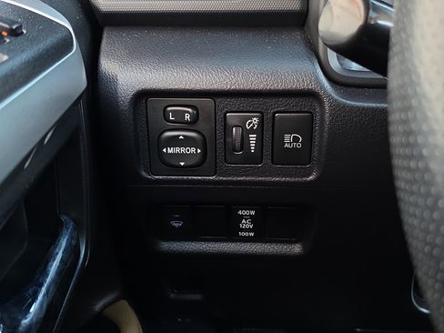 Used 2020 Toyota 4Runner Limited image 30