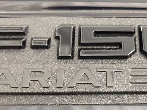 Used 2024 Ford F150 Lariat AWD/4WD image 41