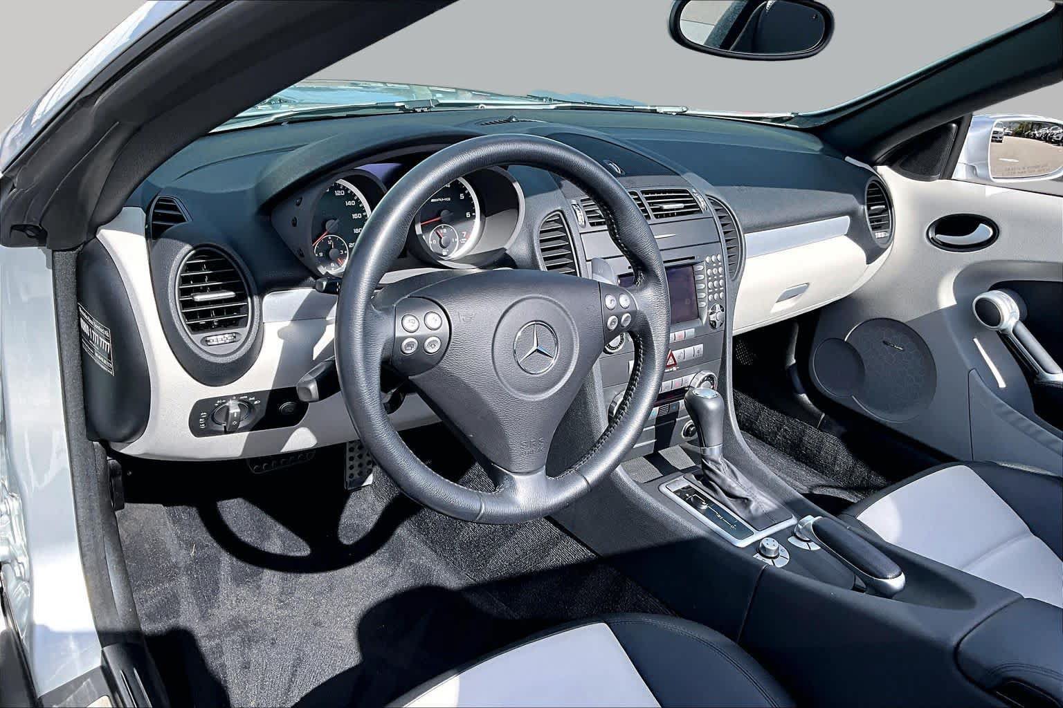 Used 2007 Mercedes-Benz SLK 55 AMG image 16