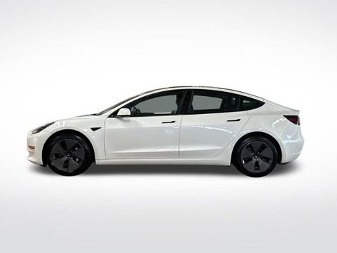 Used 2022 Tesla Model 3 Long Range AWD/4WD image 8