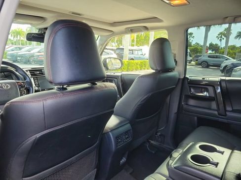 Used 2023 Toyota 4Runner TRD Off-Road Premium w/ Moonroof Package AWD/4WD image 11