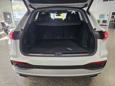 New 2025 Audi Q5 Premium Plus image 14