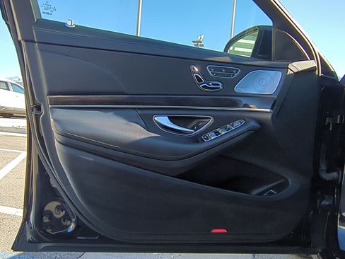 Used 2015 Mercedes-Benz S 550 4MATIC Sedan image 14