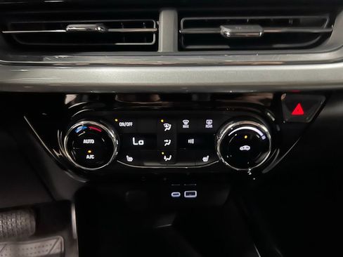 New 2026 Chevrolet Trax LT w/ Driver Confidence Package FWD image 18