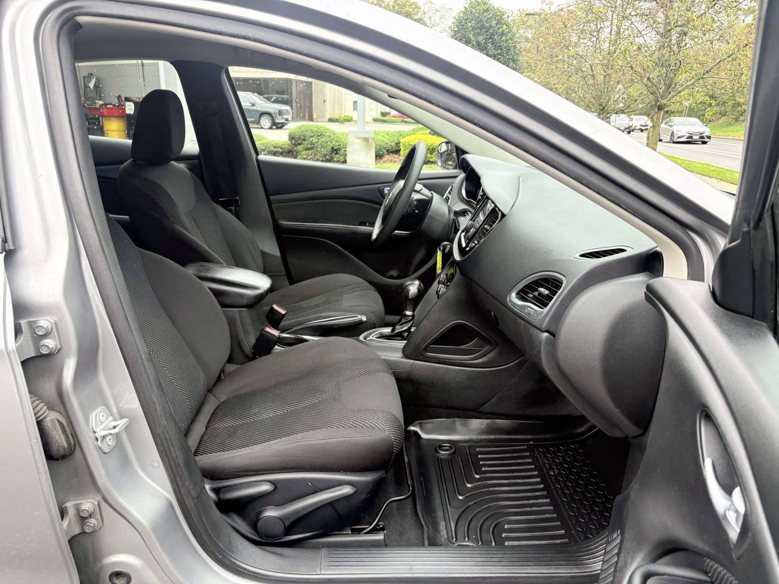 Used 2015 Dodge Dart SE w/ Convenience Group FWD image 23