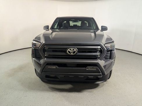 Used 2025 Toyota Tacoma SR5 image 2