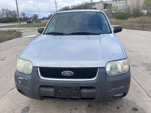 Used 2004 Ford Escape XLT AWD/4WD image 3