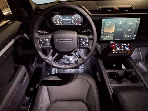 New 2026 Land Rover Defender 130 X-Dynamic SE AWD/4WD image 27
