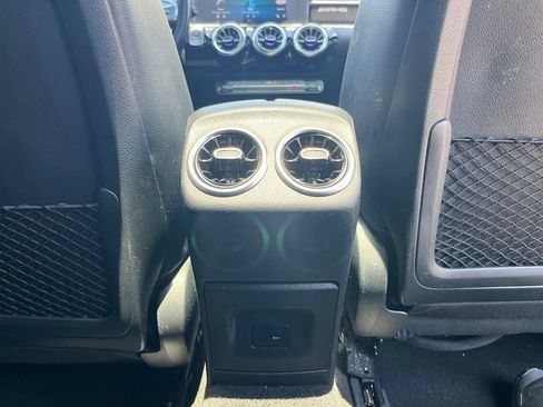Used 2022 Mercedes-Benz CLA 35 AMG 4MATIC image 18