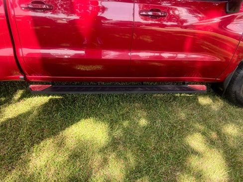 Used 2019 Chevrolet Silverado 1500 RST AWD/4WD image 24