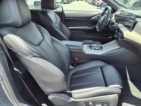 Used 2025 BMW 430i Convertible RWD image 13