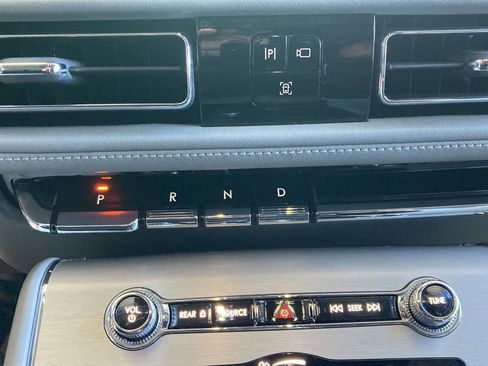 Used 2021 Lincoln Aviator Reserve w/ Elements Package Plus image 27