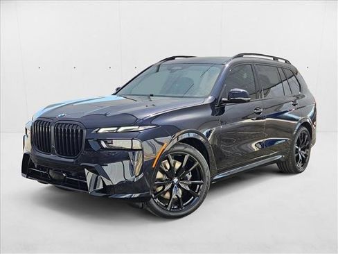 Used 2026 BMW X7 xDrive40i w/ M Sport Package image 1