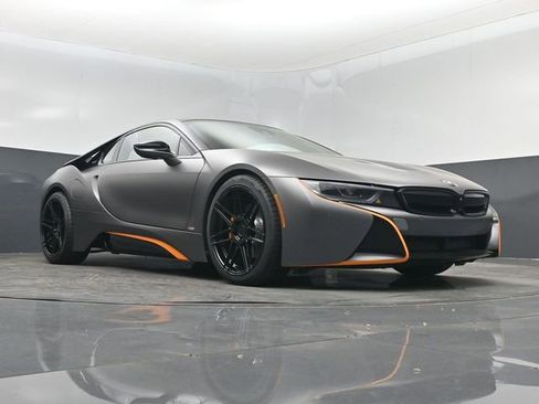 Used 2019 BMW i8 Coupe AWD/4WD image 32