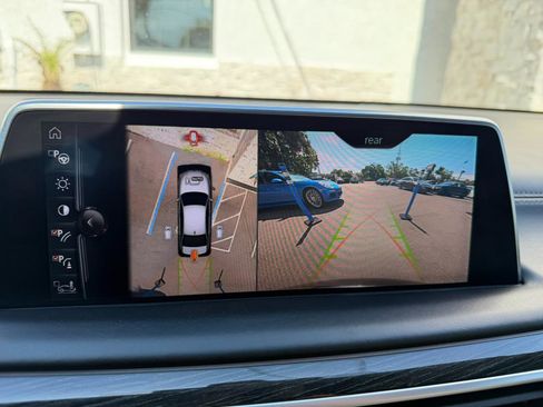 Used 2017 BMW 740i RWD image 34