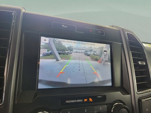 Used 2019 Ford F150 XLT w/ Equipment Group 302A Luxury AWD/4WD image 24