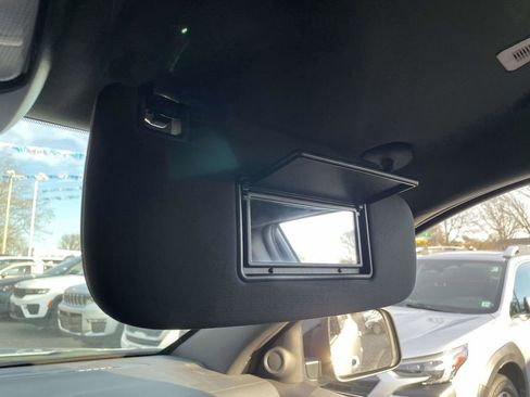 Certified 2025 Dodge Durango GT image 38