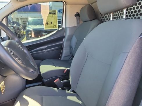 Used 2021 Nissan NV200 S image 14