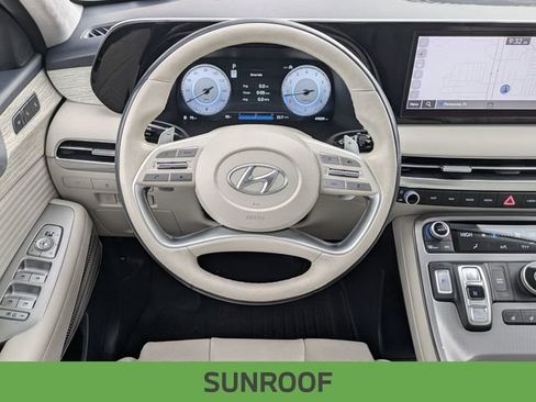 Used 2024 Hyundai Palisade Calligraphy image 18