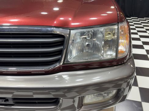 Used 2000 Toyota Land Cruiser AWD/4WD image 32