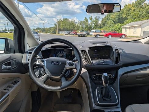 Used 2013 Ford C-MAX SE FWD image 10
