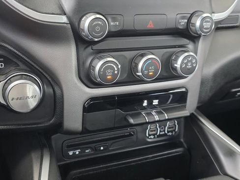 Used 2019 RAM 1500 Big Horn image 18