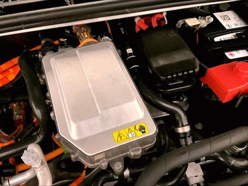 Certified 2023 BMW iX xDrive50 w/ Premium Package image 30