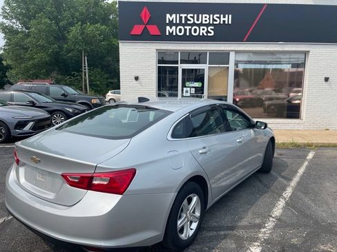 Used 2020 Chevrolet Malibu LS w/ LPO, Convenience Package 1 FWD image 5