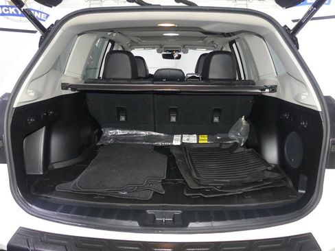 Used 2020 Subaru Forester Limited w/ Popular Package #3 image 9