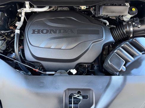 Used 2020 Honda Ridgeline Black Edition image 9