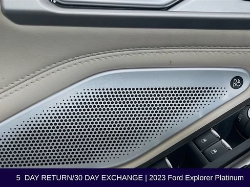 Used 2023 Ford Explorer Platinum w/ Technology Package AWD/4WD image 25