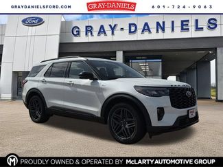 New 2026 Ford Explorer ST-Line w/ ST-Line Street Pack RWD 360° Tour