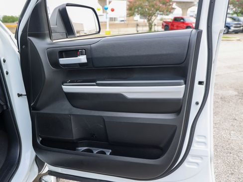 Used 2021 Toyota Tundra SR5 w/ SR5 Leather Package RWD image 41