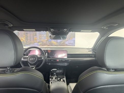 Used 2025 Kia K5 GT image 16